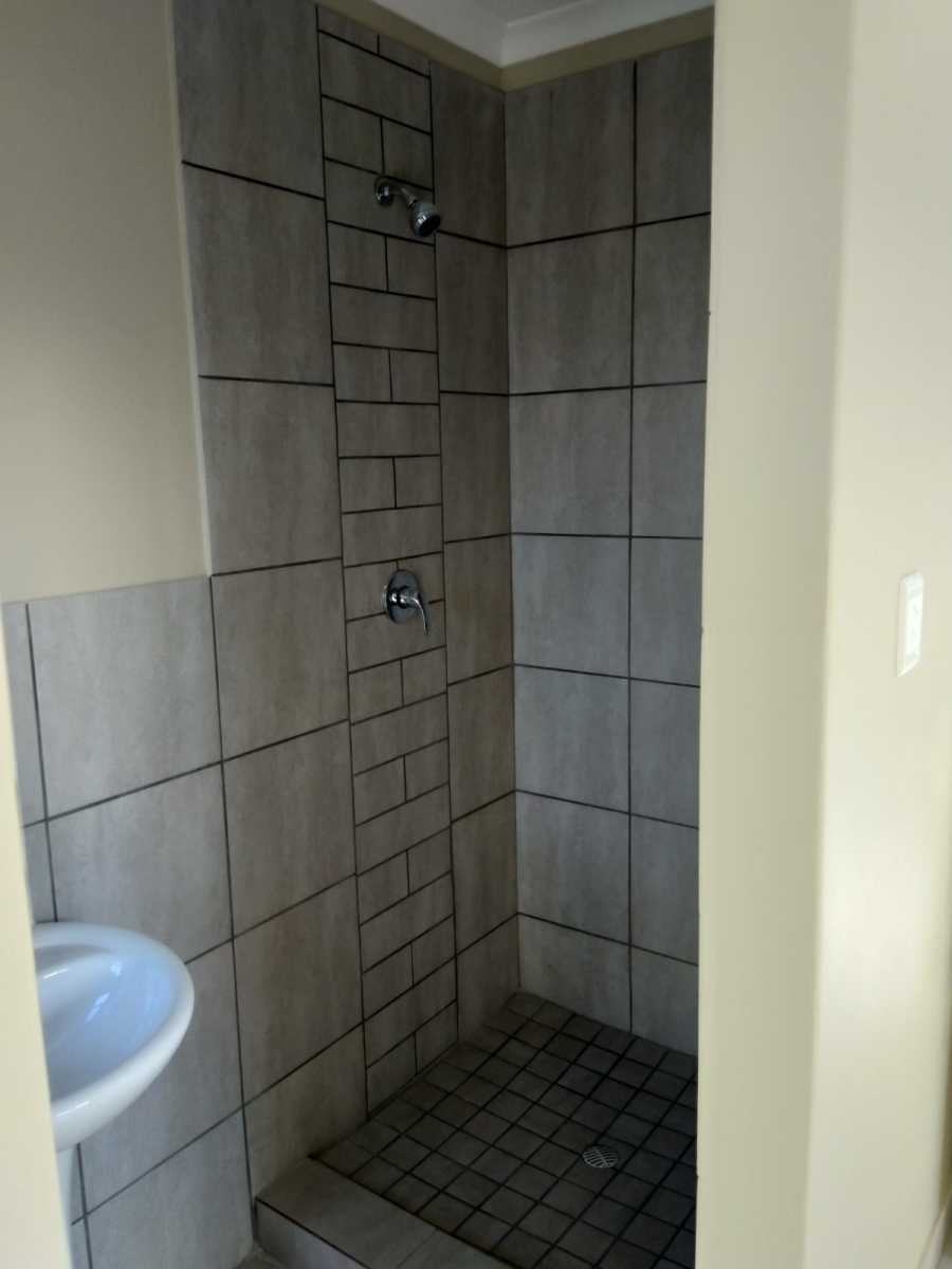 To Let 3 Bedroom Property for Rent in Stellendale Western Cape